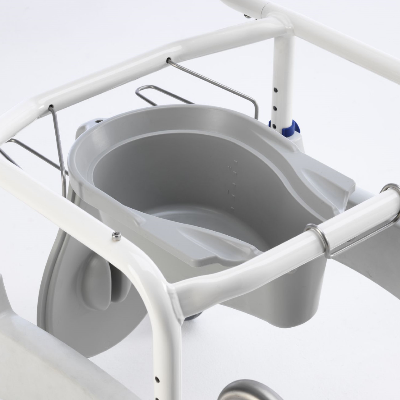 Ocean 24" Ergo | bis 150 kg | Duschtoilettenrollstuhl für Selbstfahrerversion Aquatec