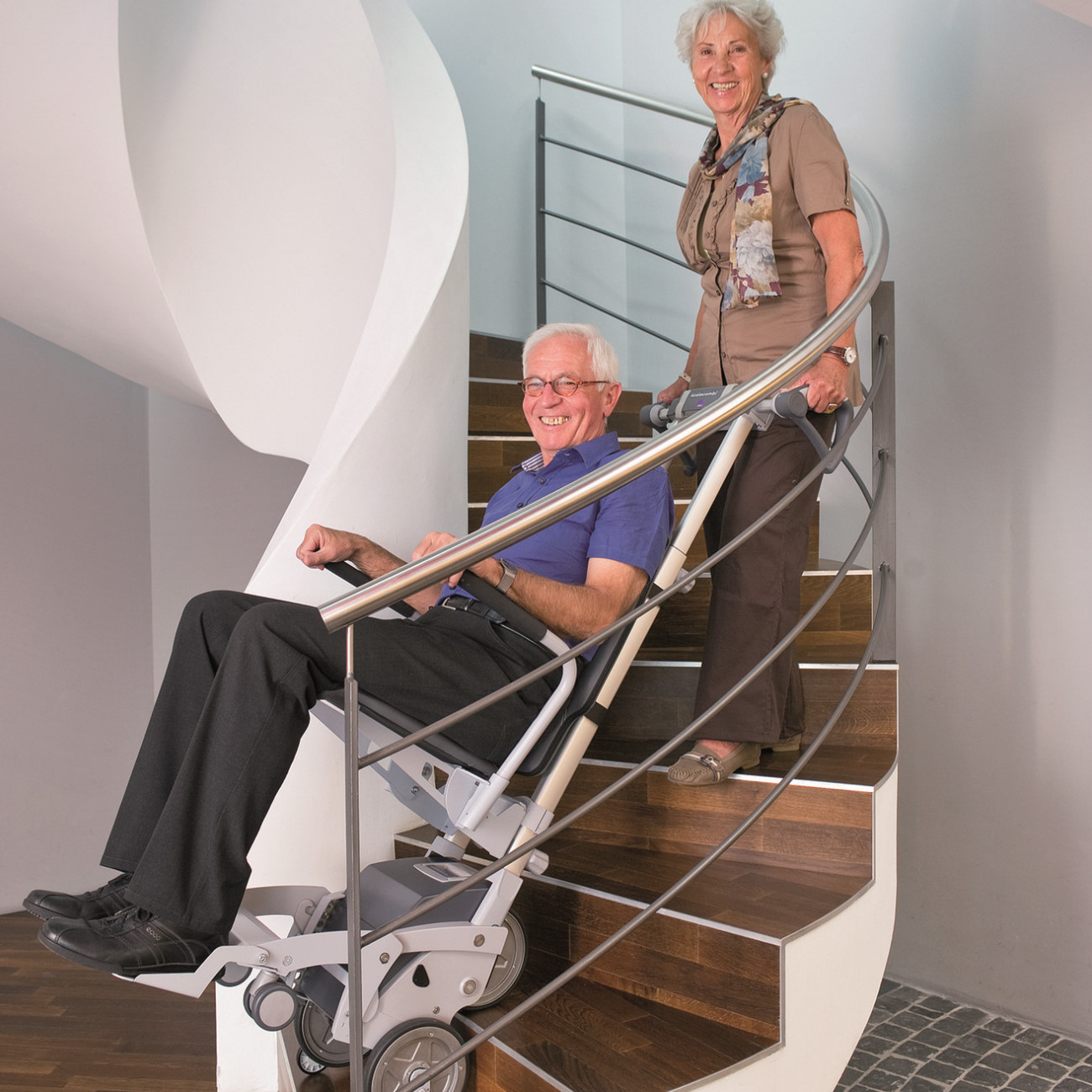 Scalacombi S36 Treppensteigegerät mit integrierter Sitzeinheit